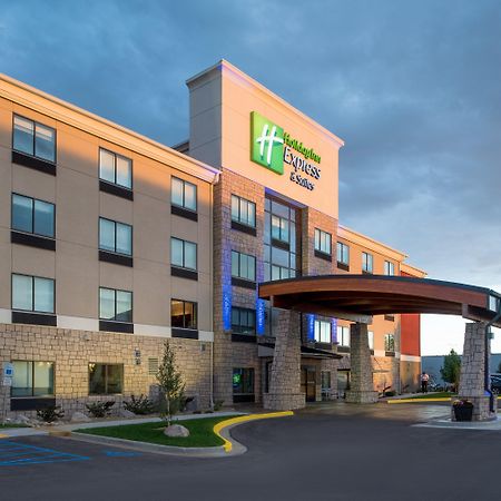 Holiday Inn Express Hotel & Suites Bismarck By Ihg Luaran gambar