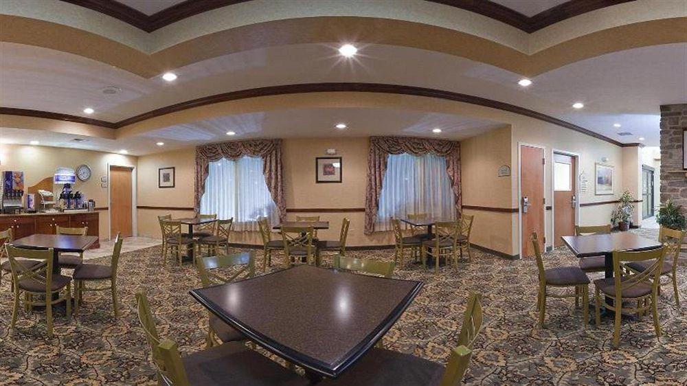 Holiday Inn Express Hotel & Suites Bismarck By Ihg Luaran gambar